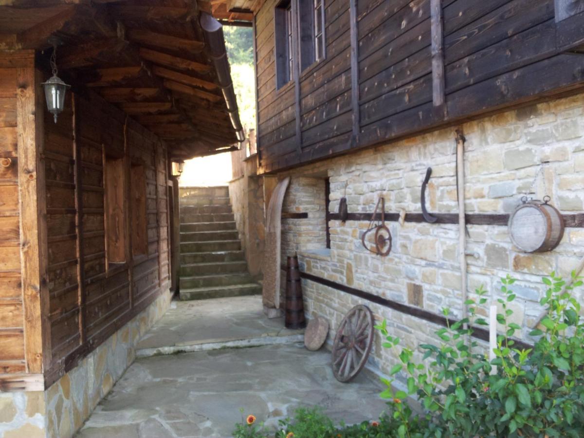 Кьща За Гости Свети Никола Hotel Zheravna Exterior foto