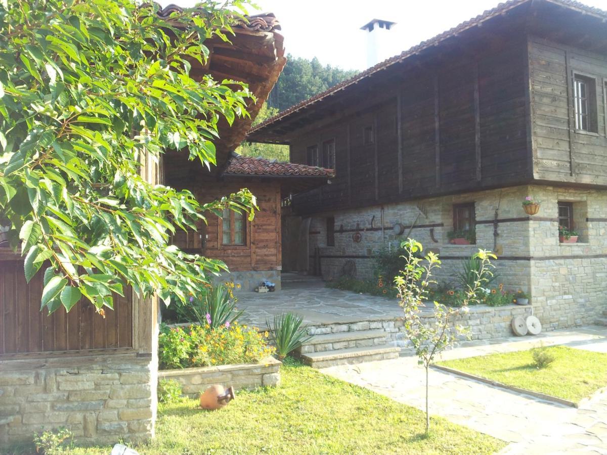 Кьща За Гости Свети Никола Hotel Zheravna Exterior foto