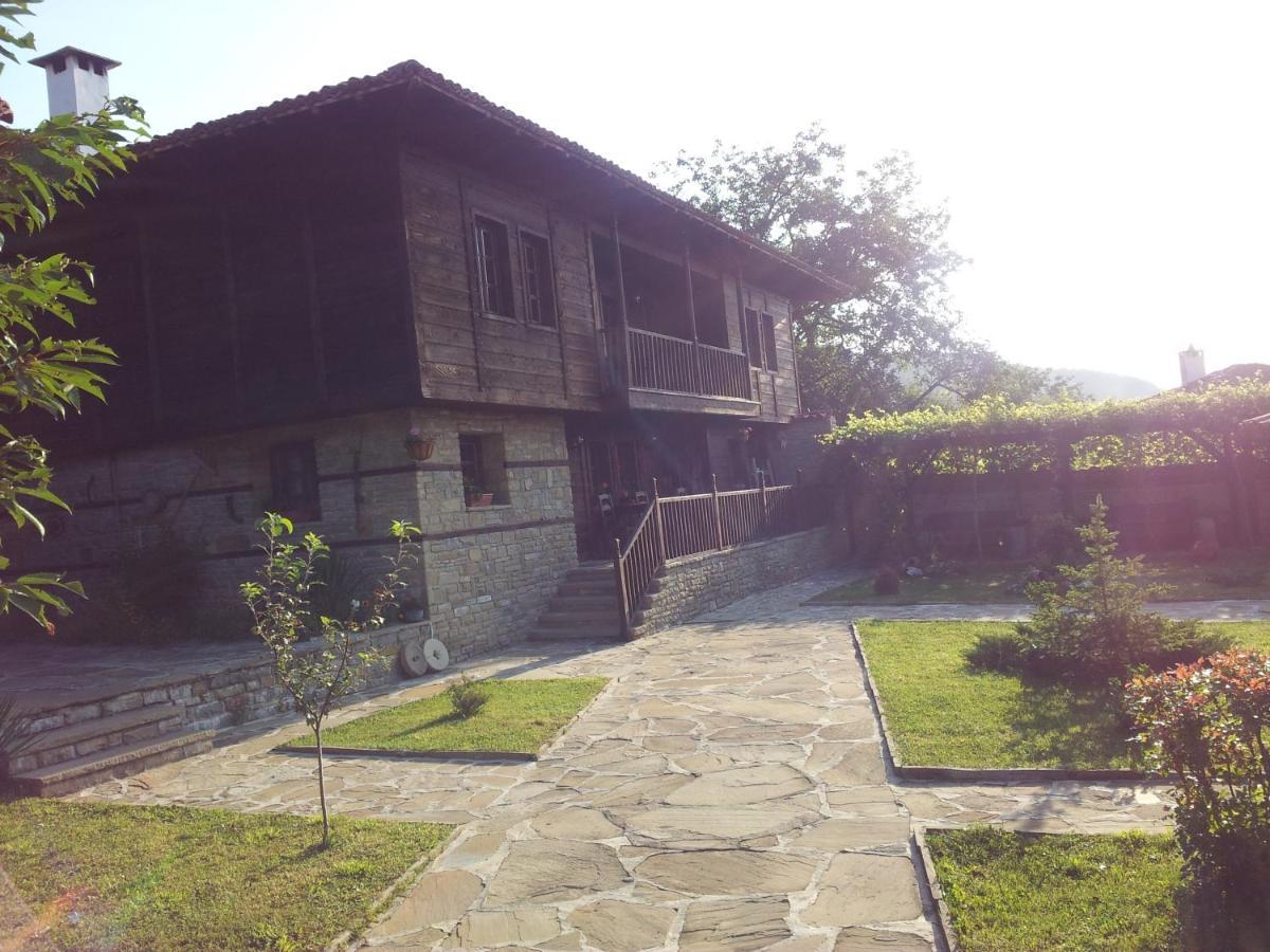 Кьща За Гости Свети Никола Hotel Zheravna Exterior foto