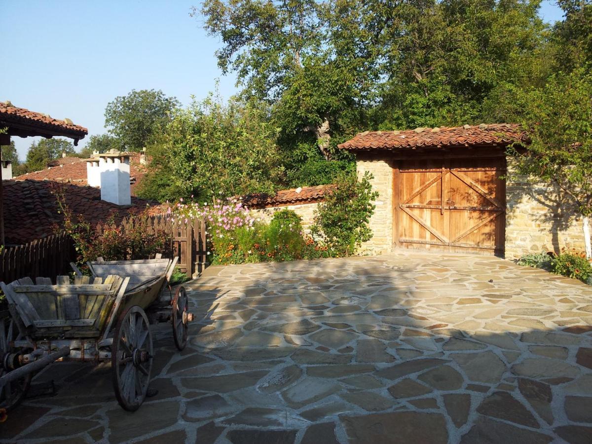 Кьща За Гости Свети Никола Hotel Zheravna Exterior foto